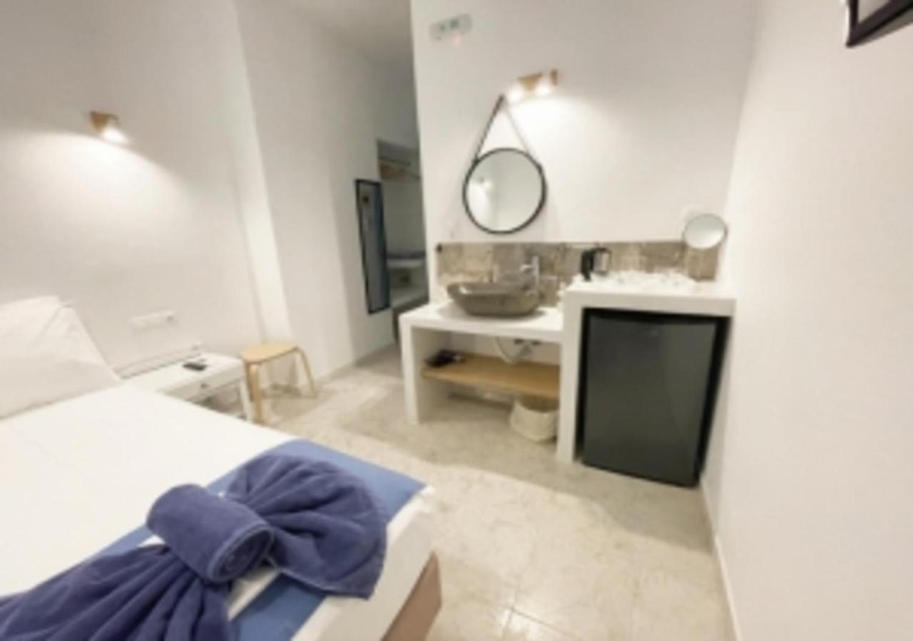 Glaros Hotel Íos Khóra Eksteriør bilde